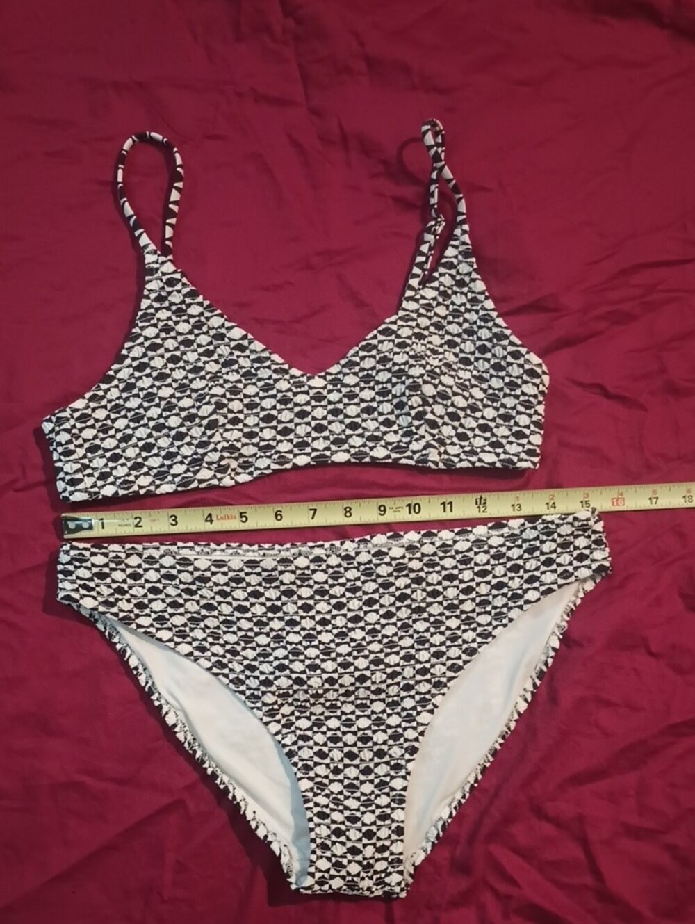H&M Black and White Geometric Bikini Set Top Size 8 Bottoms Size 12 Like New Fun